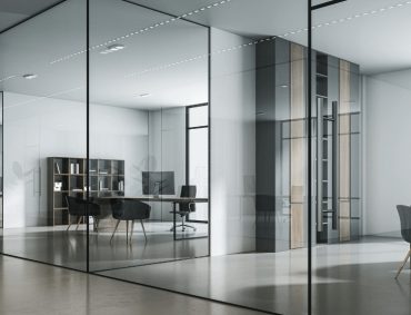 Frameless-glass-partitions-1